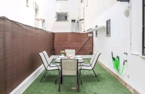 Apartamento con patio y piscina cerca de Sevilla - Photo 23