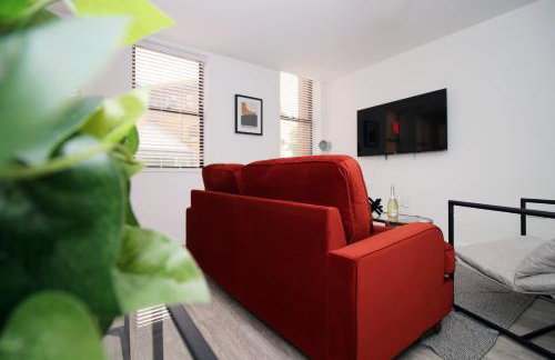 Modern Two BR | Free Parking - Foto 34