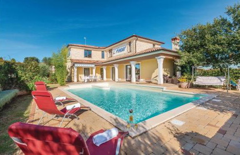 Four-Bedroom Holiday Home In Vodnjan - Foto 8