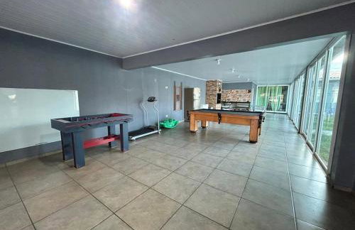 Casa com piscina próximo a BR 277 - Foto 4