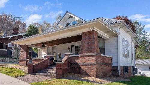 Masie's Hilltop View - Photo 1