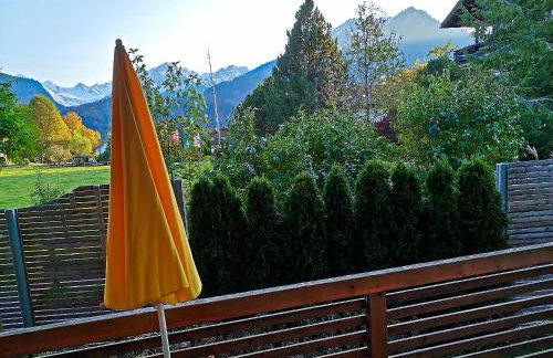 Gästehaus zur Färbe Apartments - Photo 2