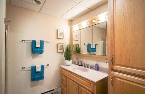 Spacious 3BR 3BA Sleeps 8 Ski On Off Jiminy Mountain Resort - Foto 17