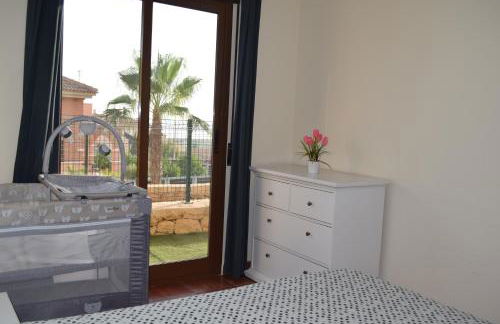 Apartamento con hermoso jardín y AC - Foto 61