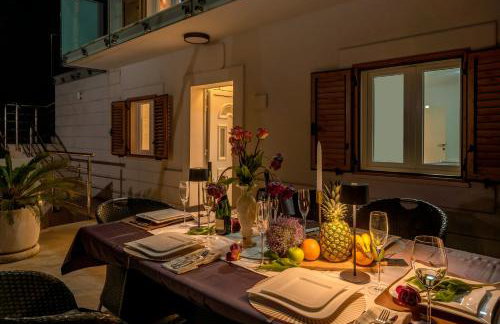 Uniquely designed Villa Ivana with outdoor Jacuzzi nearby the pebble Banje beach at the Island of Solta - Photo 34