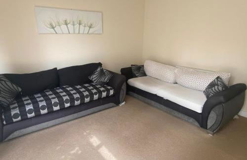 Langham Lake House Milton Keynes - ideal for couples, solo travellers, families - Foto 7