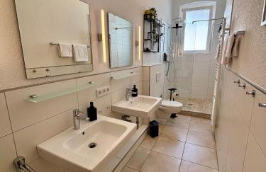 Altbau-Apartment 2 SZ Augustaplatz Kurpark & GOP Bad Oeynhausen - Foto 17
