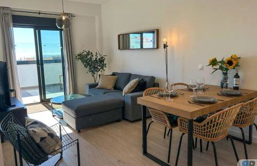 002 Orizon con terraza y vista al mar - Photo 3