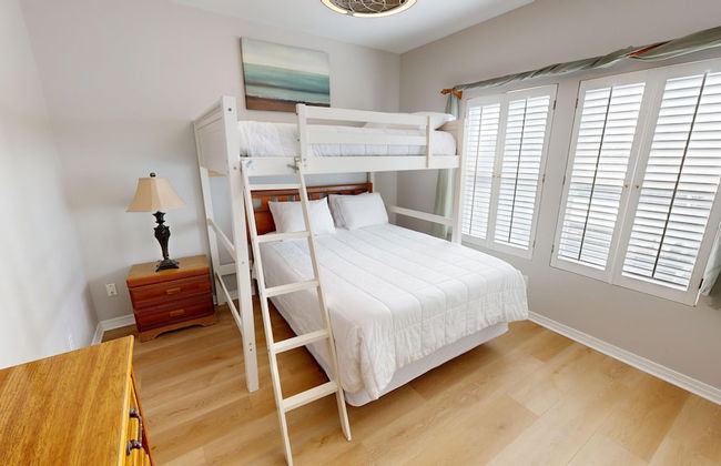 SPC 9136 - Ground Floor 2 BR short walk to beach right by pool by RedAwning - Foto 2