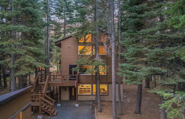 Homewood by Avantstay Amazing Family Cabin w Hot Tub Sauna - Foto 31