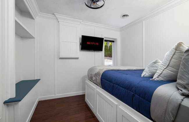 Stunning Newly Renovated Modern Beach House - 7633 - Foto 101