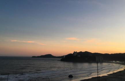 Frente ao Mar Living Aconchegante pet friendyr - Foto 48