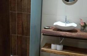 Casa Rústica de Madeira - Foto 3