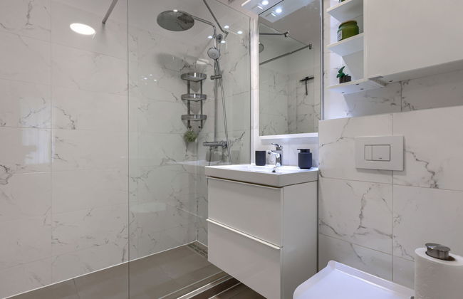 Albona Luna - Foto 25