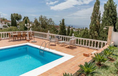 Villa Aroha - Huge Villa, Sea Views & 2 pools - Foto 15