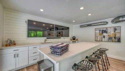 Luxury Riverfront Villa With Firepit & Gameroom! - Foto 4