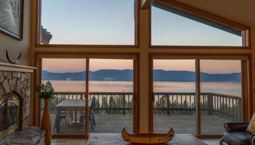 Sierra Lake View at Rubicon by Tahoe Getaways - 3 BR, Panoramic Lake Views, Private Hot Tub & Private beach! - Foto 2