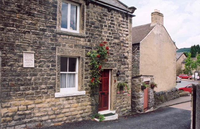 Traditional 2 Bedroom Cottage in Eyam, Hope Valley - Foto 1