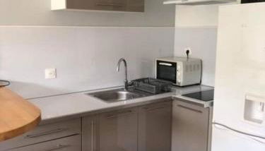 Appartement rénové RDC terrasse 200m plage - Foto 2