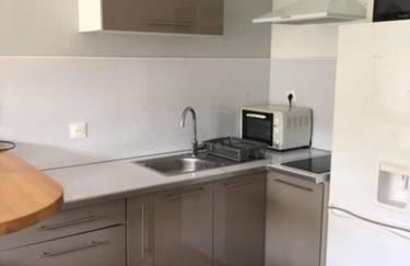 Appartement rénové RDC terrasse 200m plage - Foto 2