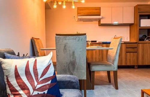 Studio/Flat Completo - ótima localização - Foto 1