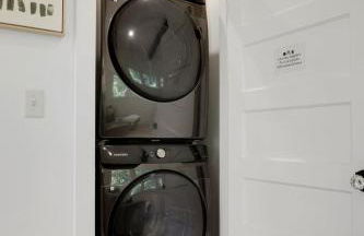 Tovey House-Walk to Downtown and Campus - Photo 45