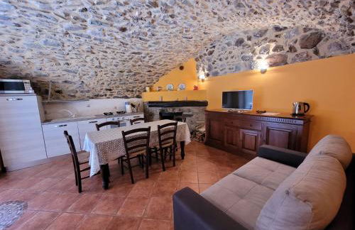 La Casa sull' Altopiano Mountain Lake Iseo hospitality - Photo 16