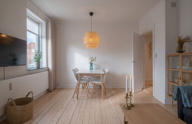 1 Bed Apartment Sleeps 2 With Parking, Wifi, Tv - Foto 9