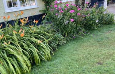 Pear Tree House 2 bed apartment - Photo 19