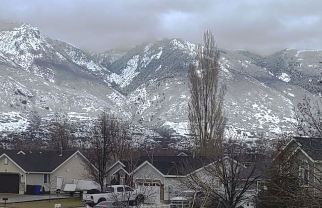 Farmington Gem 6BR Private Fenced Yard Sleeps 15 - Foto 29