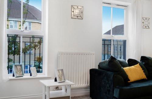 3 BR 6 Beds 3 Bath Garden Parking Heathrow 15 min Windsor & Legoland - Foto 16