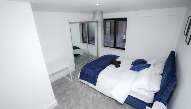2 Bed Apartment - Bham City Centre, Next to Utility Arena - Free Parking! - Foto 4, Habitación