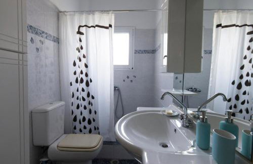 Chara's Private Villa with Swimming Pool & jacuzzi - Foto 10