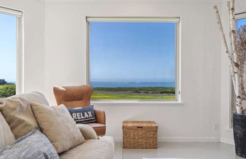 Breathtaking Views of the Pacific Ocean Rooftop Balcony Gourmet Kitchen and Hot Tub overlooking Golf Course - Foto 14