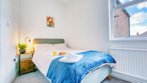 Modern 3-Bed Home Sleeps 6 with Parking & Fast WiFi Perfect for Contractors & Long Stays - Foto 3