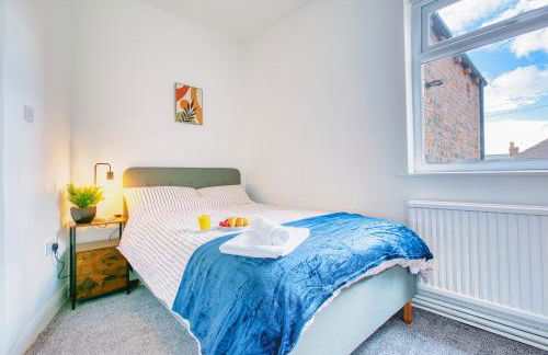 Modern 3-Bed Home Sleeps 6 with Parking & Fast WiFi Perfect for Contractors & Long Stays - Foto 3