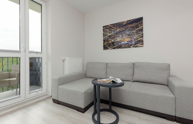 Comfy Apartment With Parking by Renters - Photo 10