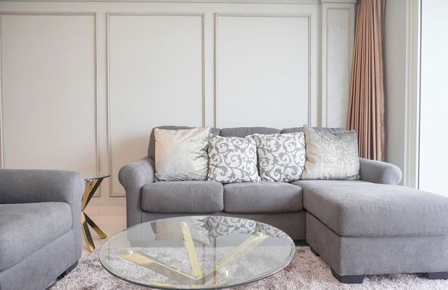 Warm And Elegant 2Br At The Kensington Royal Suites Apartment - Photo 32