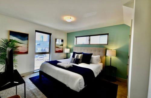 Upscale Townhome w/ Stunning Rooftop Views - Foto 12