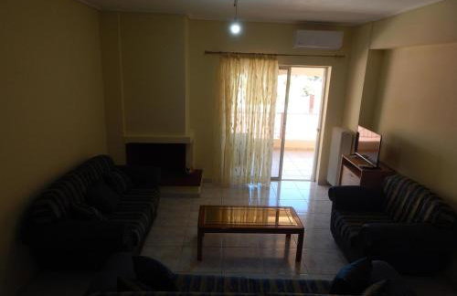 Angela s Apartment With Beautiful Balcony View - Photo 42