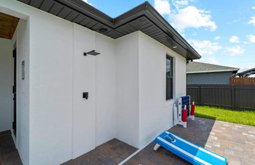 Brand-New - Contemporary Gem-Pool Game Room BBQ - Foto 42