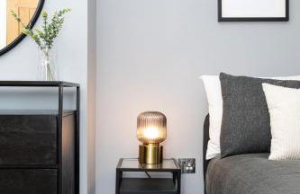 3 Bedroom House-Free Parking-by Holiday Homes - Foto 39