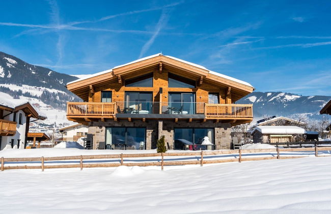 Holiday Home in Niedernsill With Sauna - Foto 1