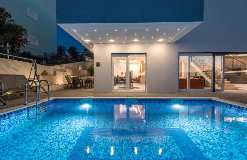 Luxury Villa Sun Stone heated pool & whirlpool - Foto 1