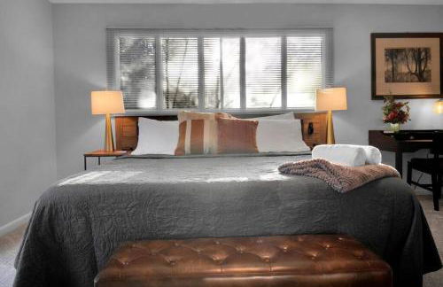 Cozy Retreat near Paris Mtn State Park Sleeps 12 - Foto 25