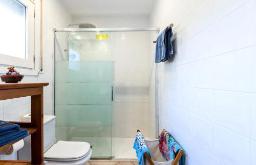 Villa Familiar c/Piscina + Wifi y Parking Gratis by Sunset Rentals (Bonmont) - Foto 29