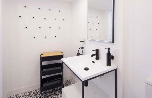 Gorgeous Cottage Parking Short Walk to Beach - Foto 15