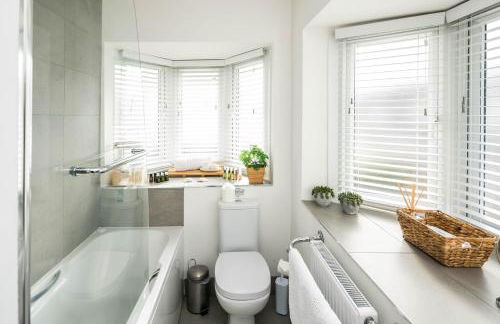 Contemporary 5 Bedroom with Garden North Finchley - Foto 19