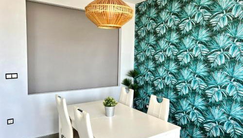 Espectacular apartamento junto al mar, con piscina en Málaga - Photo 3