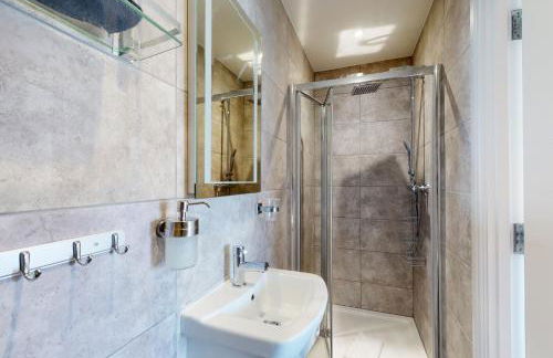 Crabbers' Wharf - Photo 19